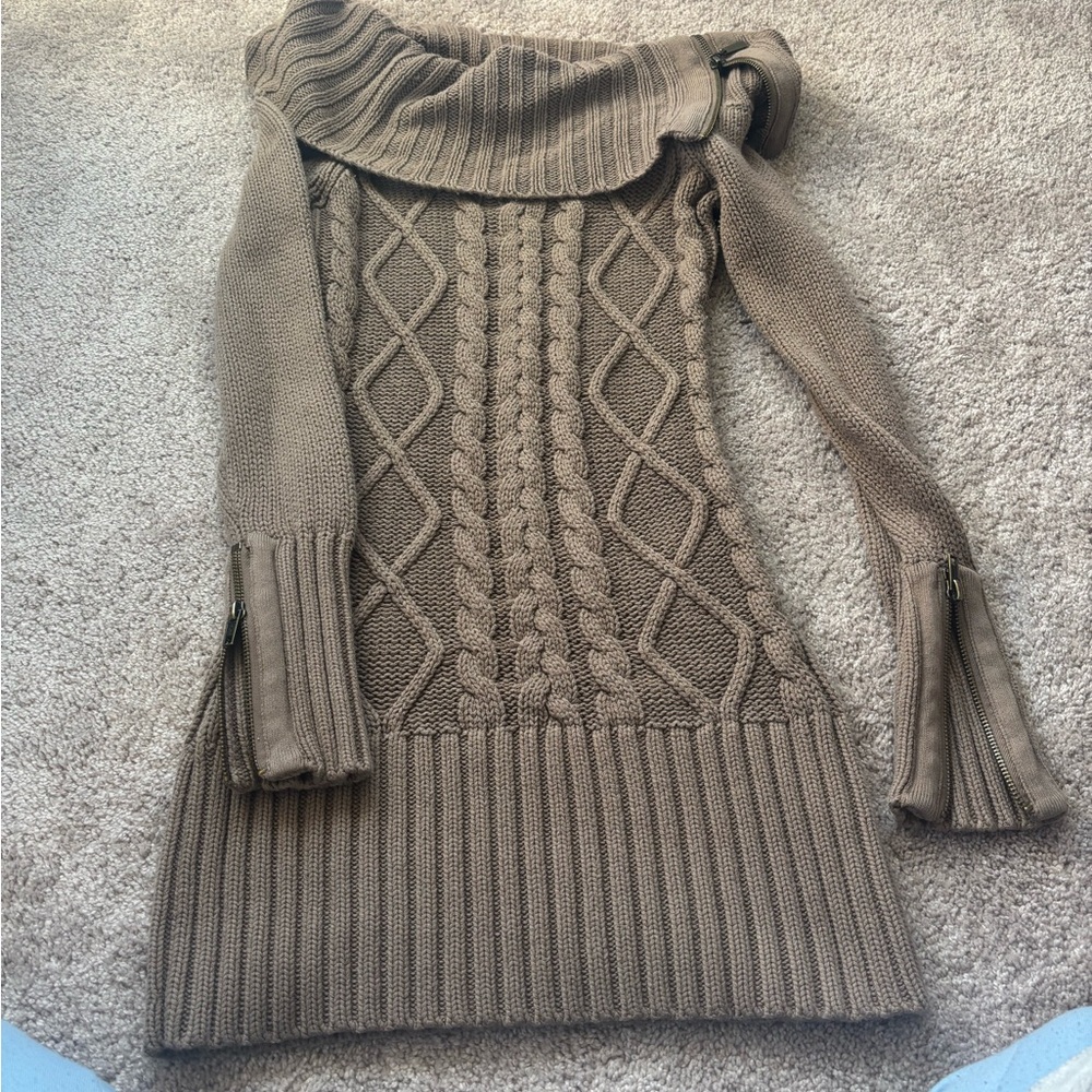Elegant Brown Cable Knit Sweater